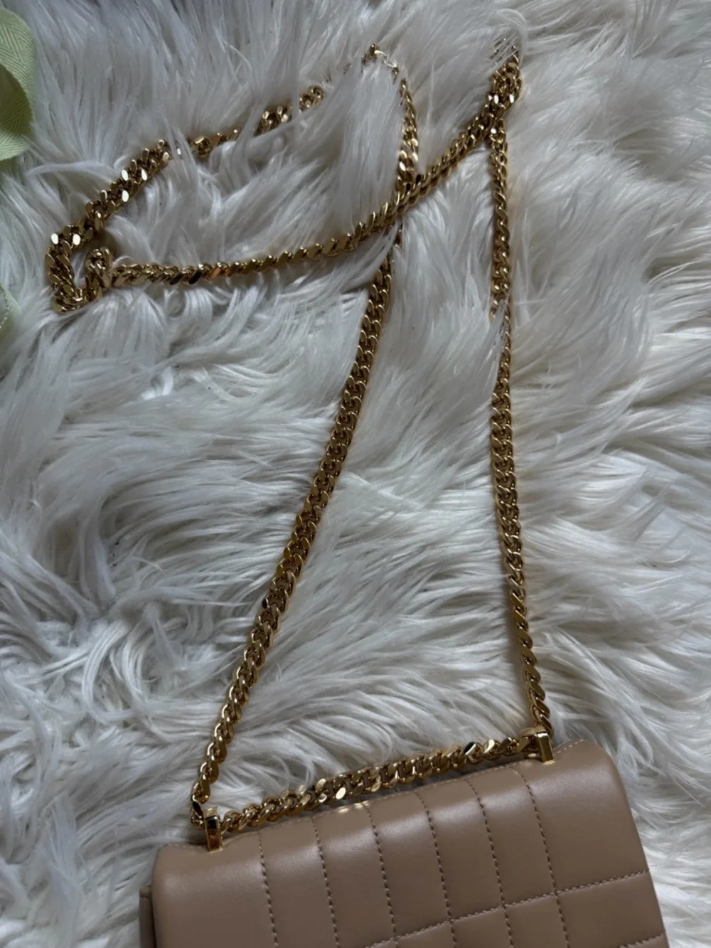 Burberry leather chain cross body bag - Picture 3 of 16